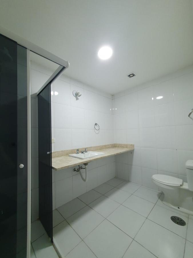 Apartamento Ate 10 Pessoas Na Enseada Guaruja Em Condominio Clube Praia Piscinas Salao Jogos Quadra Futebol Campo Parquinho Brinquedos Wi-Fi Home Office 외부 사진